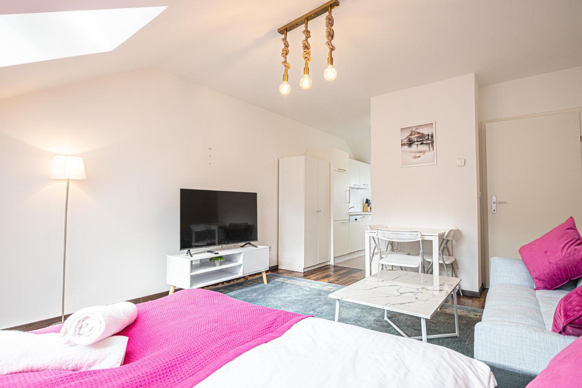 Airy Attic Apt.: Stylish Studio At Penzing Area Vienne Extérieur photo