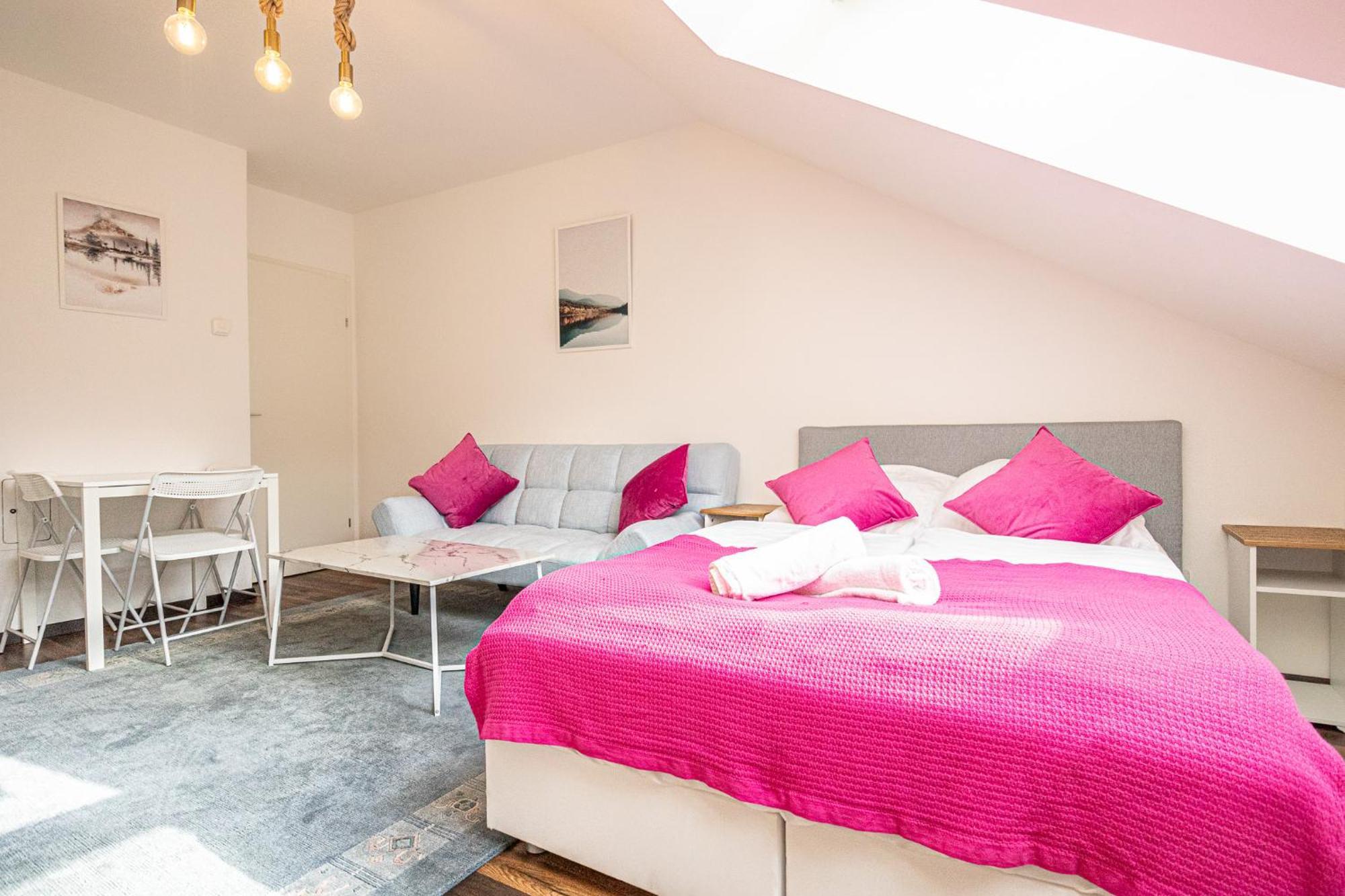 Airy Attic Apt.: Stylish Studio At Penzing Area Vienne Extérieur photo