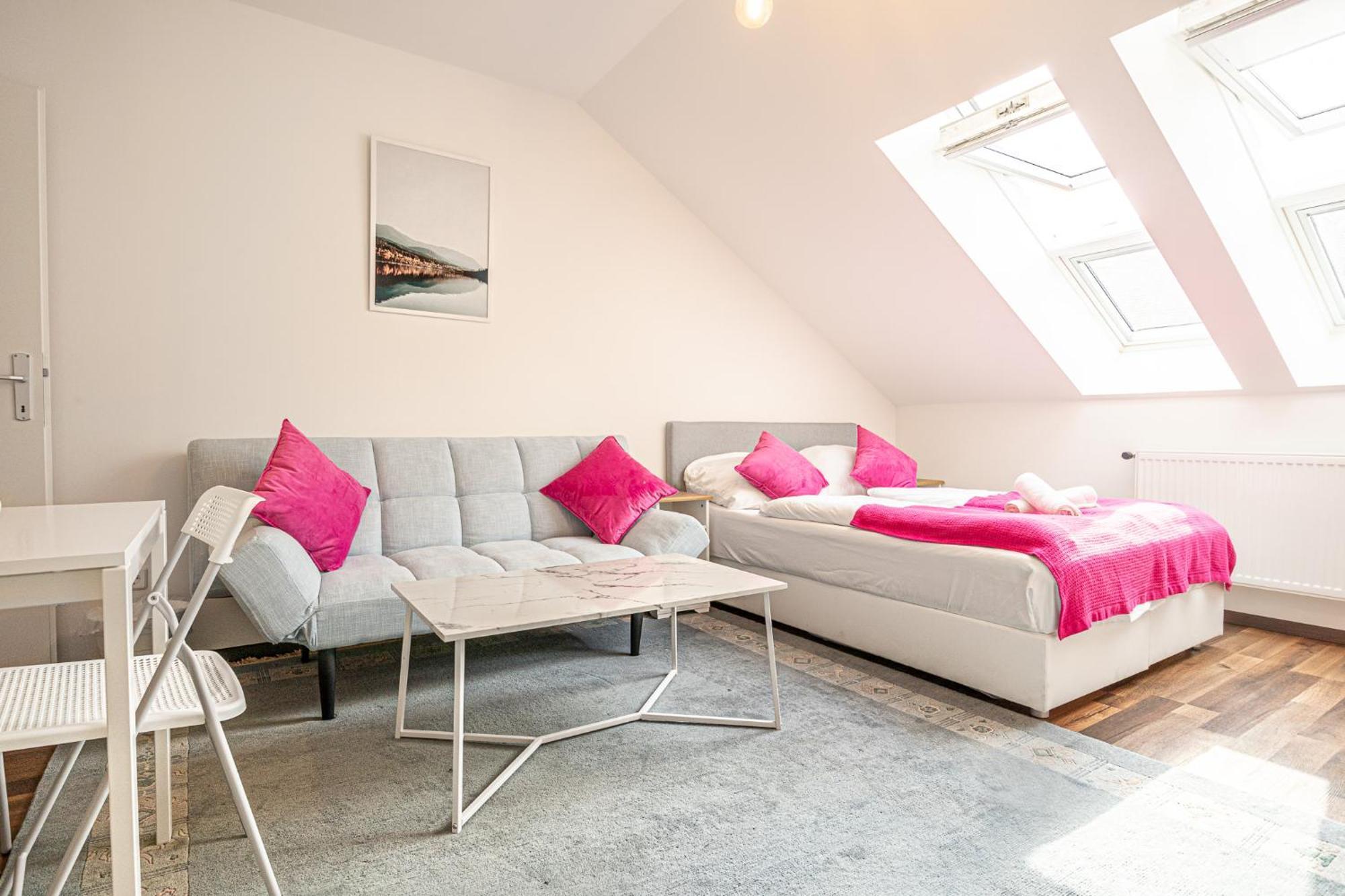 Airy Attic Apt.: Stylish Studio At Penzing Area Vienne Extérieur photo